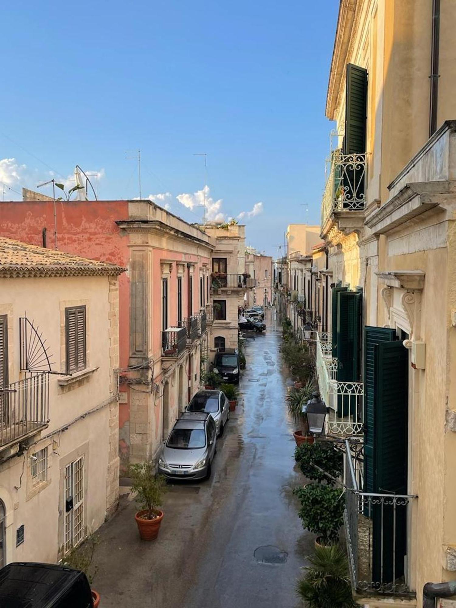 Home Isola Di Luce Syracuse Exterior photo